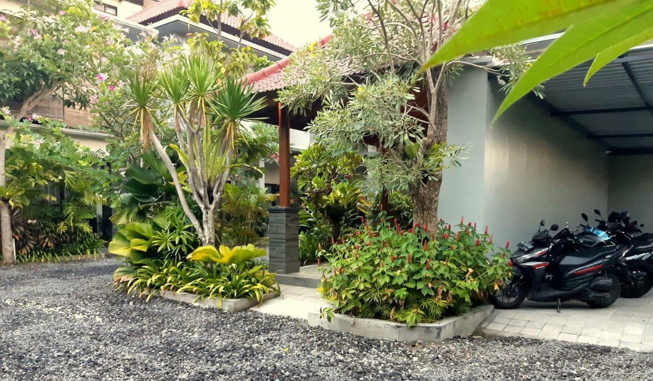 The New Moon Seminyak 호텔 외부 사진