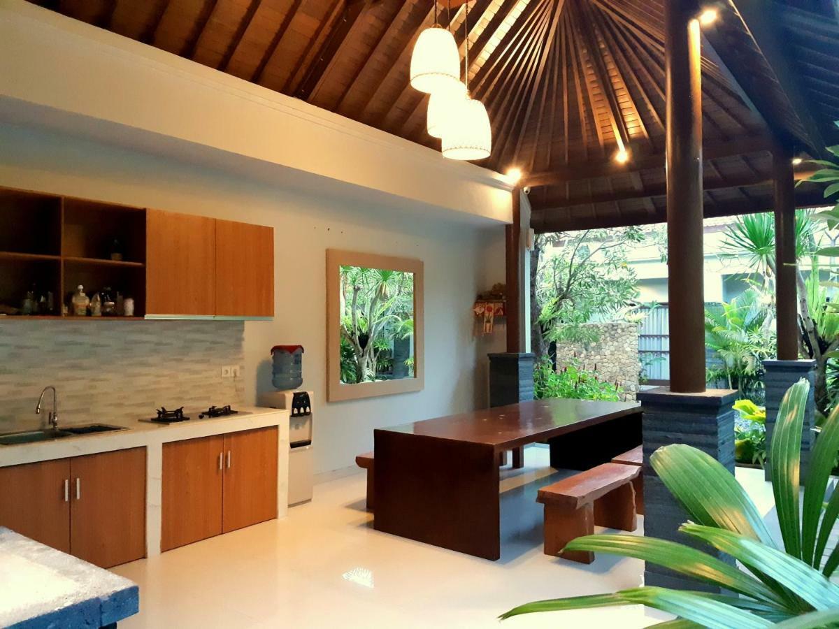 The New Moon Seminyak 호텔 외부 사진